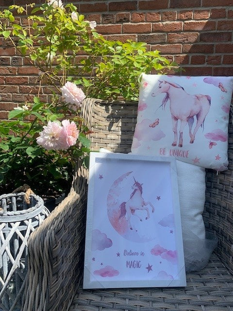 Be Unique Cushion & Matching Picture