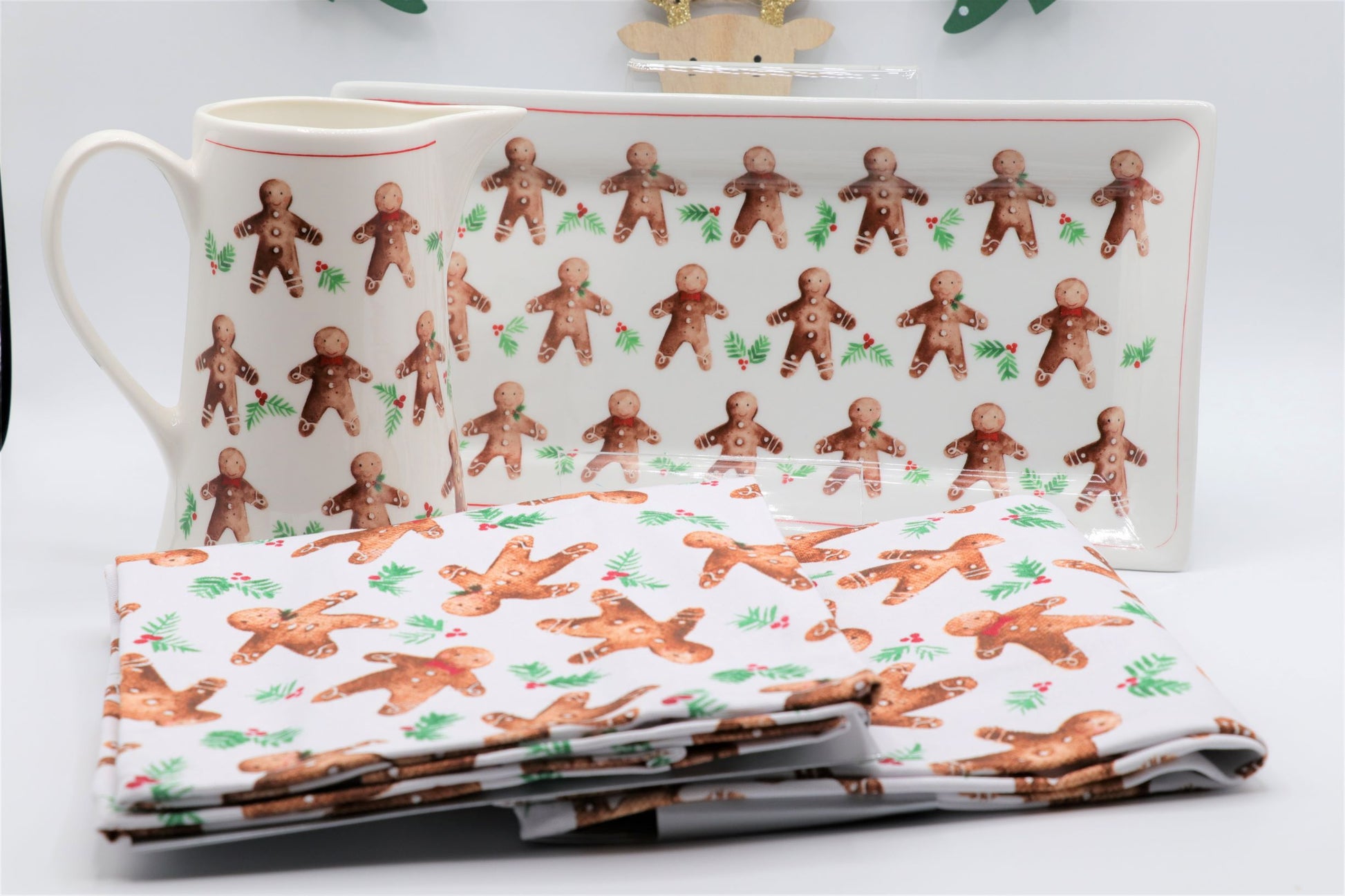 bone china oblong plate - gingerbread men/plum pudding
