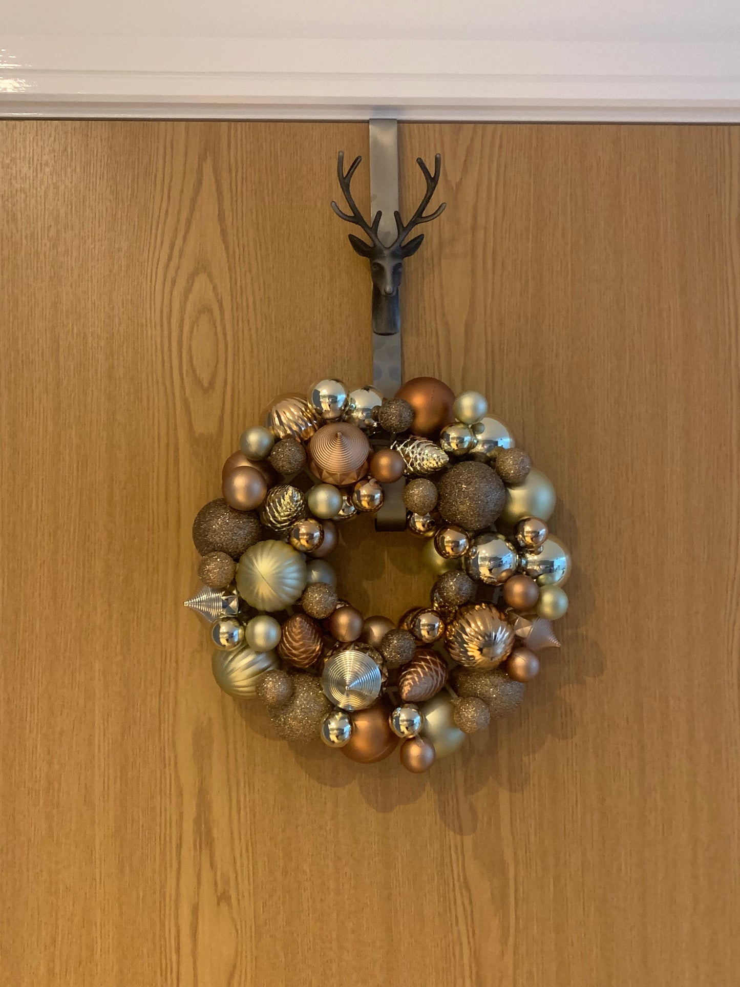 Gold Champagne Bauble Wreath