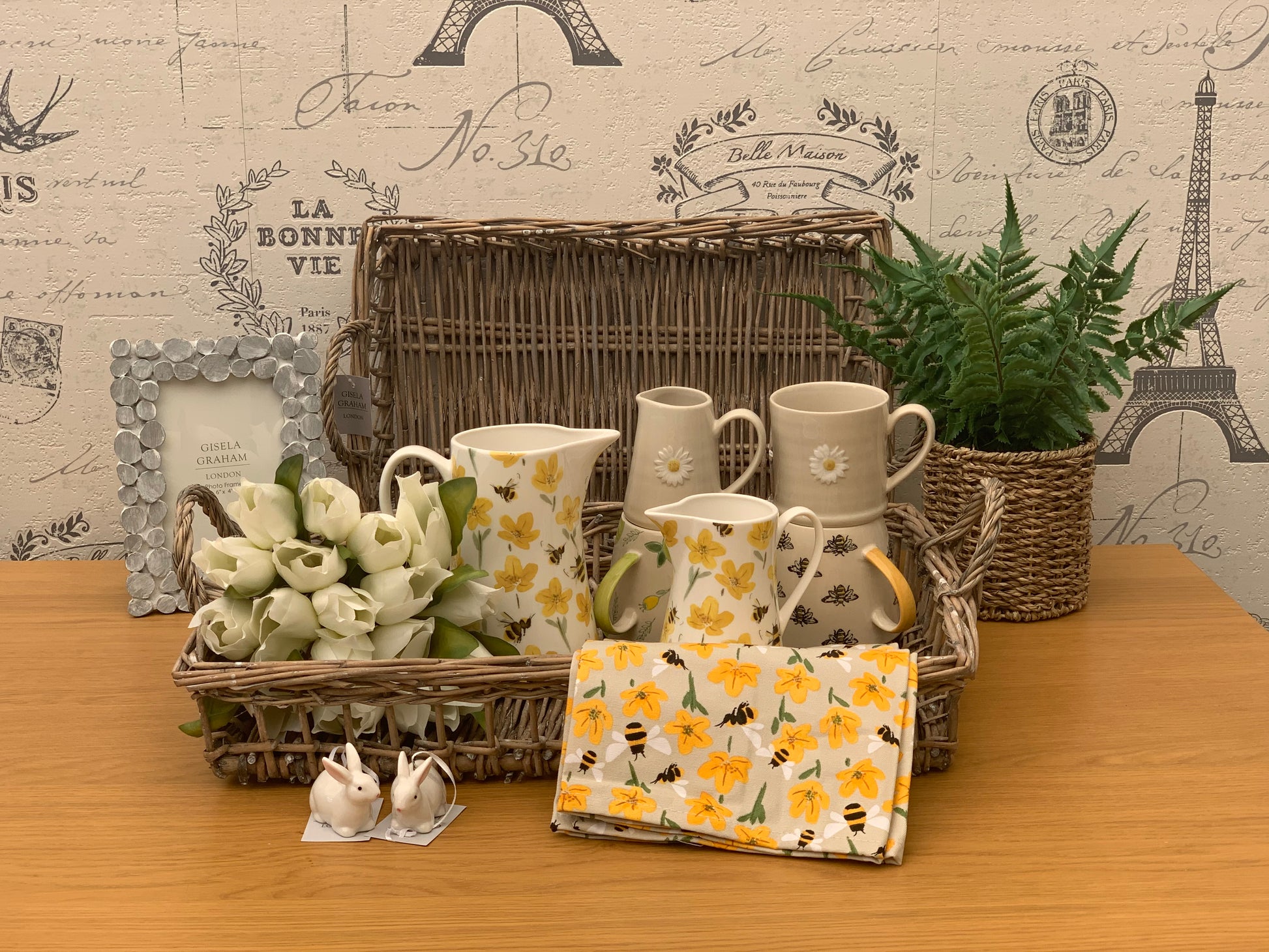 bees & buttercups tea towel
