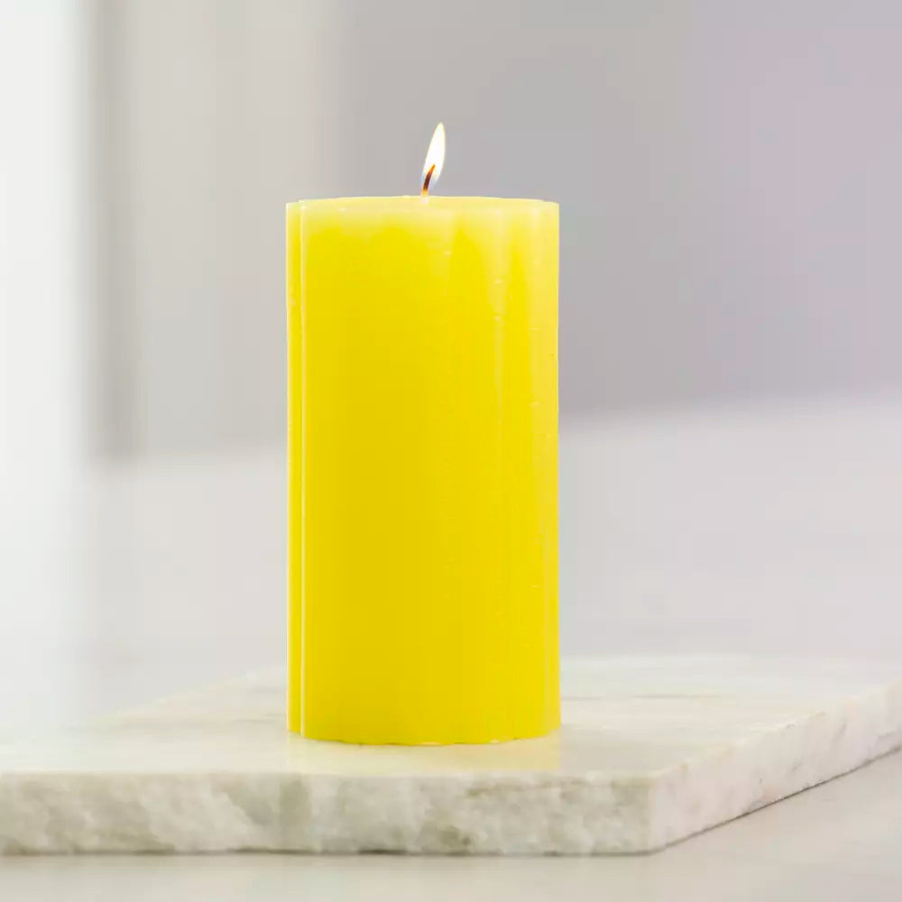 Rustic Scalloped Lemon Pillar Candles