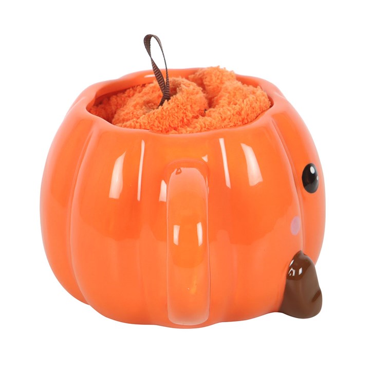 Smiling Pumpkin Mug & Socks Set